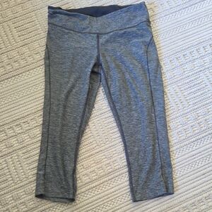 Gray New Balance Crop Leggings Med